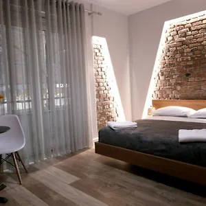Apartment Koni's Tirana